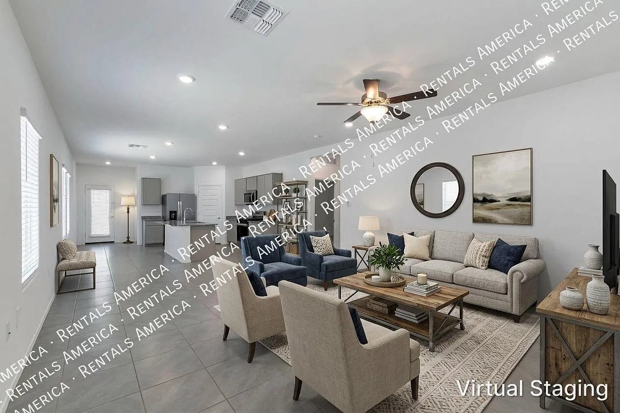 Great home on southeast side! — Photo 1