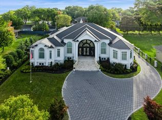 2315 N Arlington Heights Rd, Arlington Heights, IL 60004