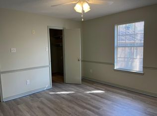 8 Blossom Ln, Greenbrier, AR 72058