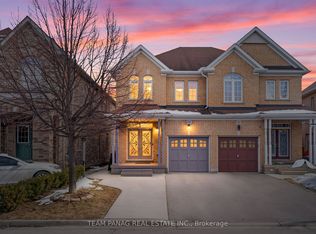 88 Clearfield Dr, Brampton, ON L6P 3J4