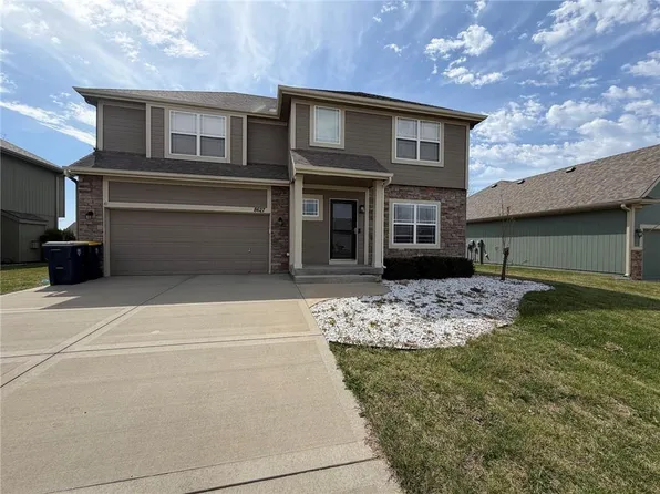 8627 NE 101st St, Kansas City, MO 64157