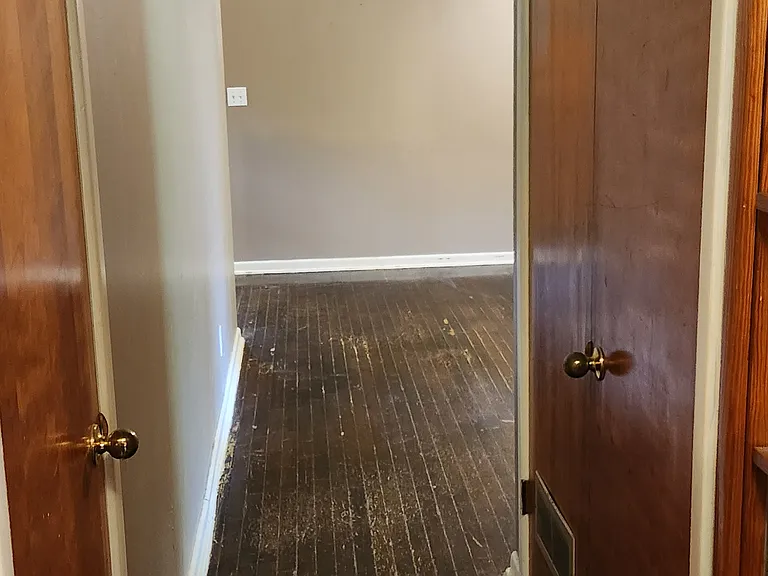 2324 W Hatfield St — Photo 6