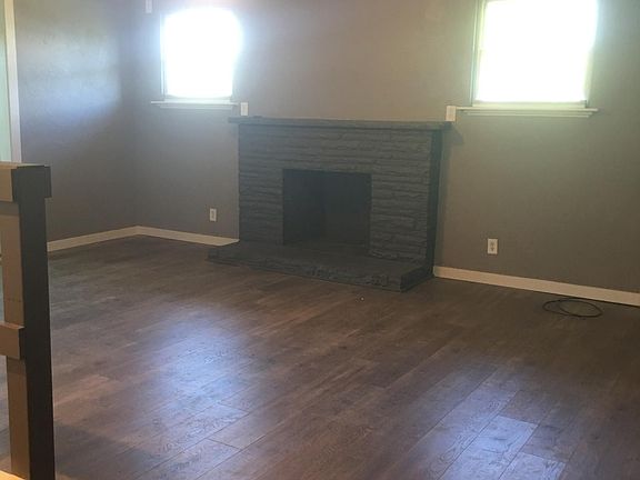 3rd image of 6190 Salem Pike