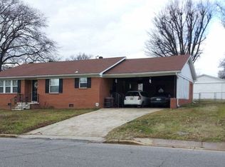 910 Wheeler St, Dyersburg, TN 38024