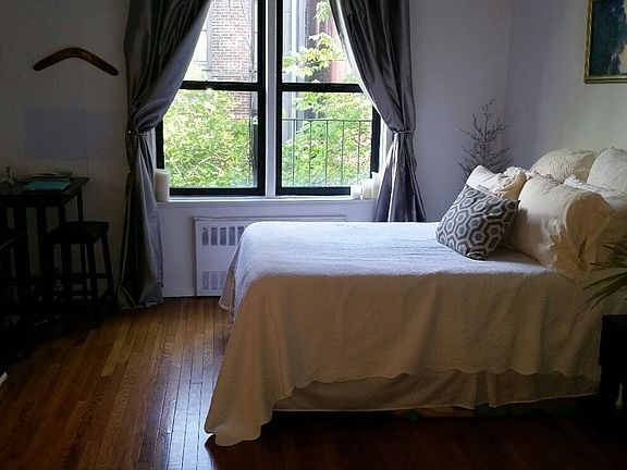 2nd image of 110 Bank St APT 4G