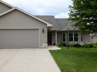 1382 Eastwind Ln, Fond Du Lac, WI 54937