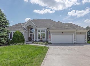 9901 Walker St, Lenexa, KS 66220