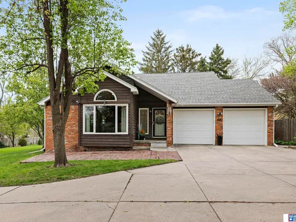 3837 S 40th St, Lincoln, NE 68506