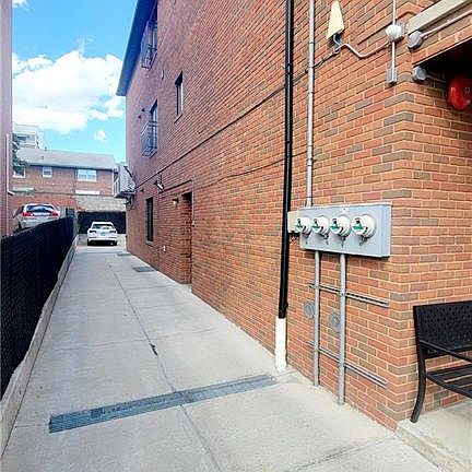3rd image of 1243 65th St