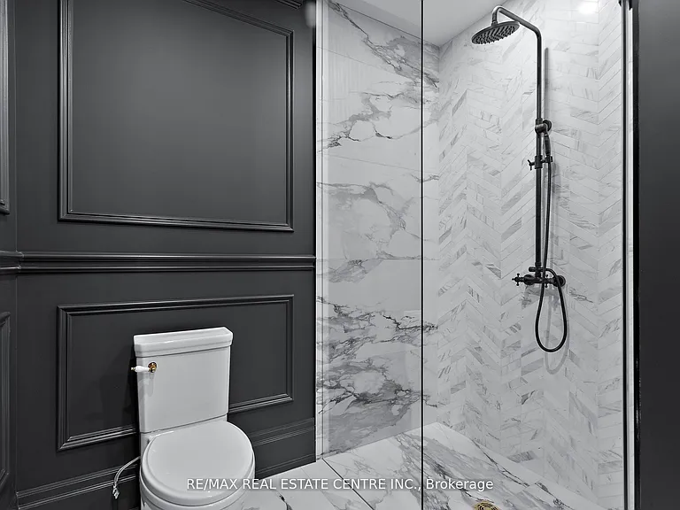 37 Armstrong St #3 — Photo 43
