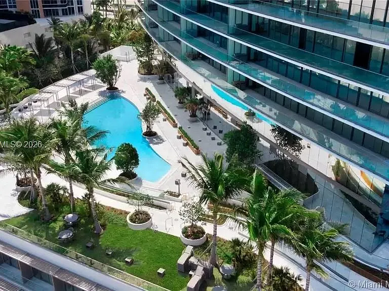 18975 Collins Ave #5103 — Photo 34