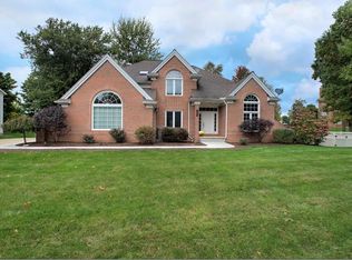 1003 S Chinaberry Cir, Macedonia, OH 44056