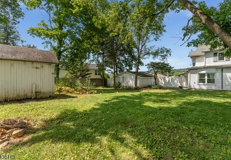 910 Belvidere Rd — Photo 20