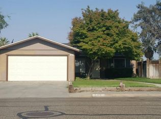 523 S Pacheco Dr, Kerman, CA 93630
