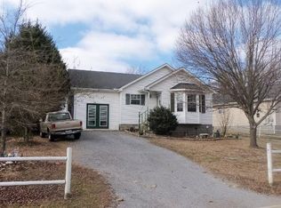 418 Norfolk Dr, La Vergne, TN 37086