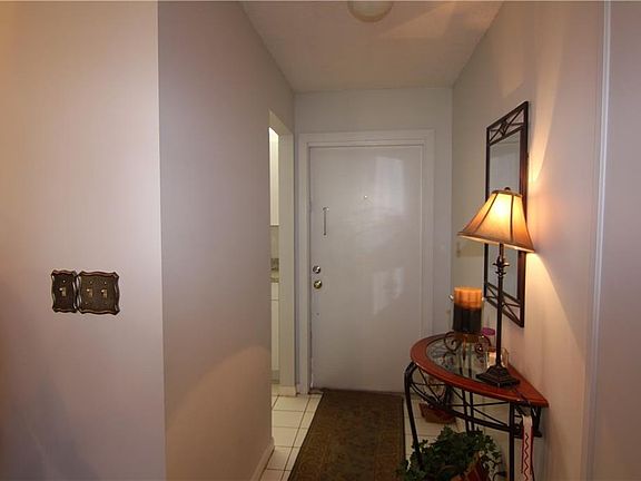 3rd image of 6531 SE Federal Hwy APT U107
