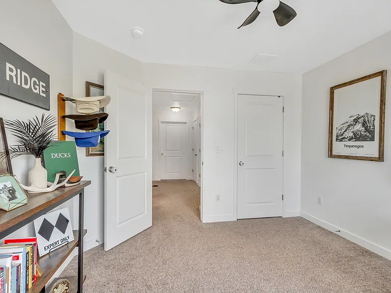 427 S Sunland Way — Photo 19
