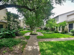 5214 Palmetto St, Bellaire, TX 77401