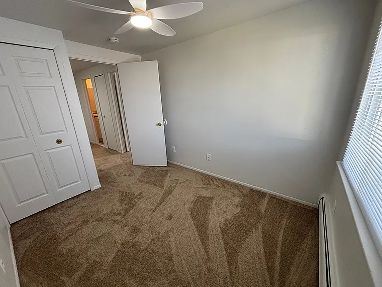 Georgetown Commons — Photo 16