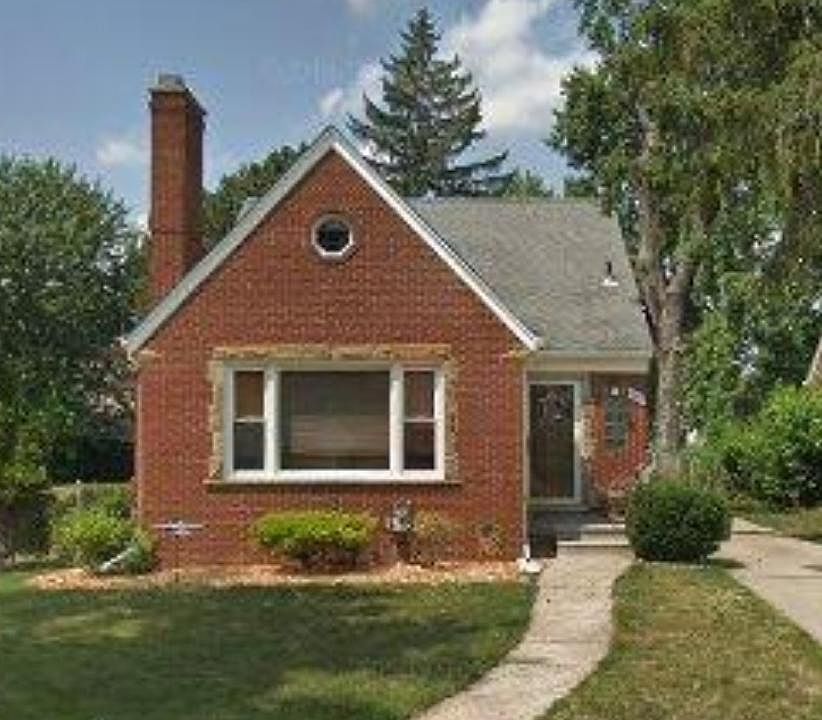 1st image of 941 N Highland St