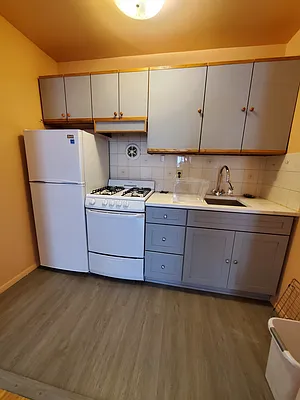 Rented by Mega Homes Realty INC | media 2