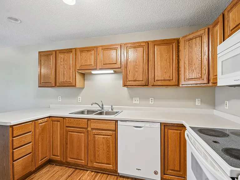 3525 Cory Ln — Photo 17