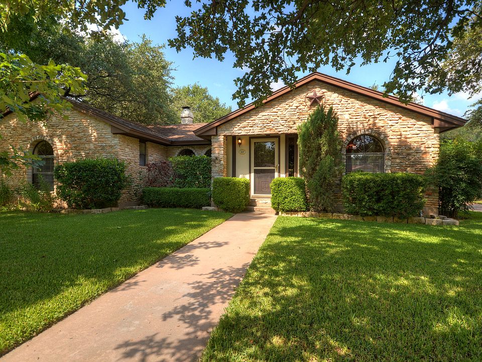 1st image of 207 Tallwood Dr