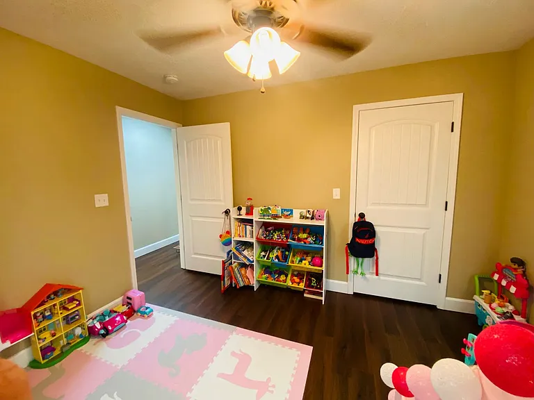 16344 Heartland Ln — Photo 7