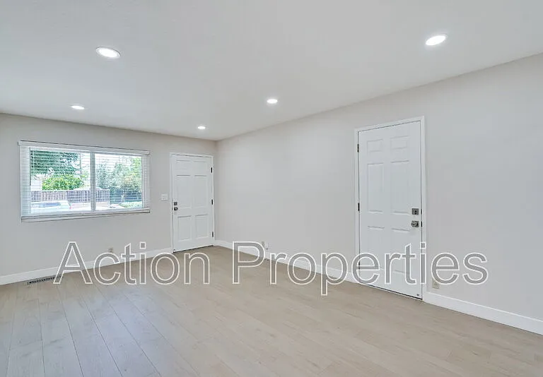 457 Carneros Ave #1 — Photo 3