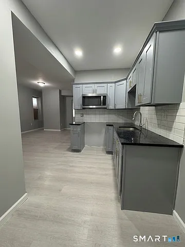 1597 Park St #1B — Photo 3