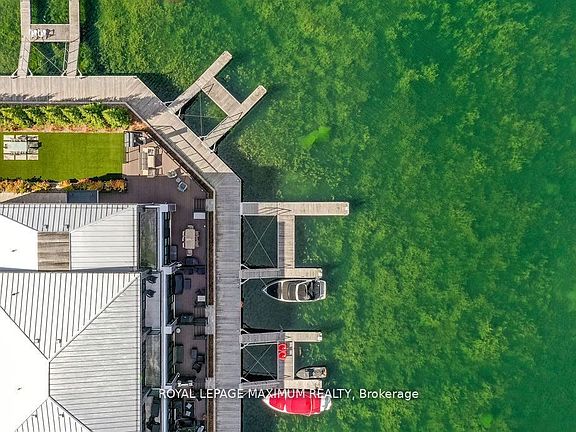 4th image of 3527 Riva Ave