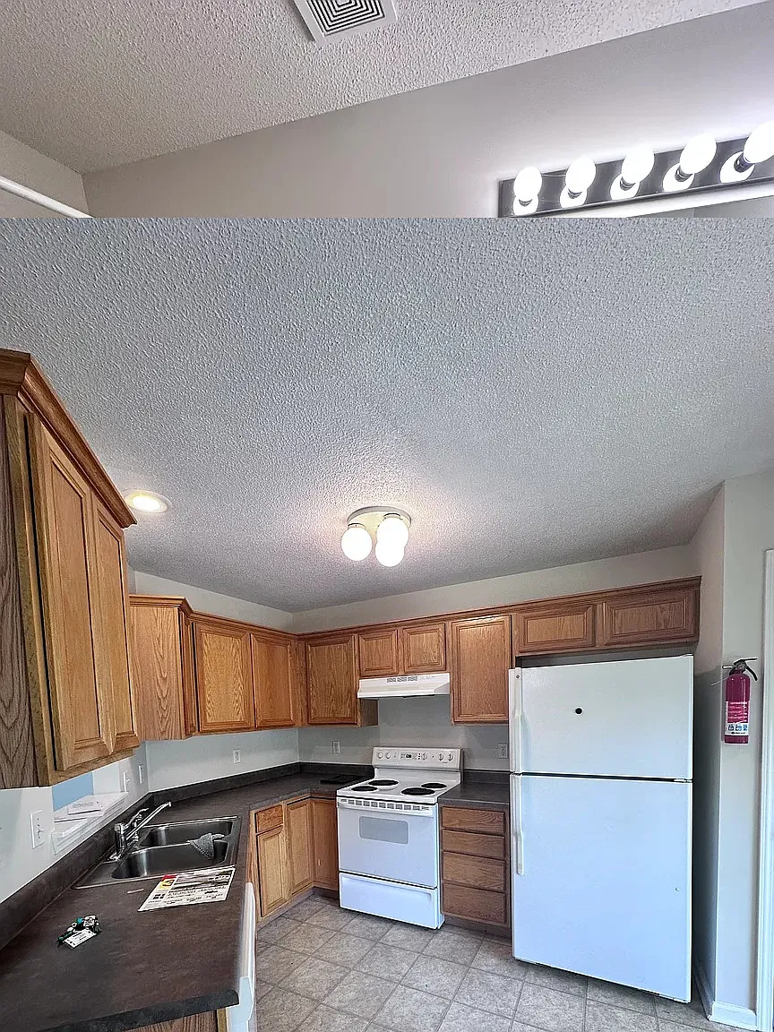 3 bed, 1180 sqft, $1,500 — Photo 2