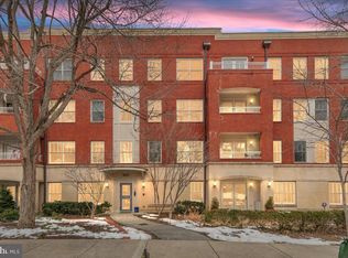 3131 9th Rd N APT 12, Arlington, VA 22201