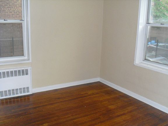 5th image of 6411 99th St APT 101