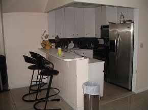 4th image of 2020 E 53rd St