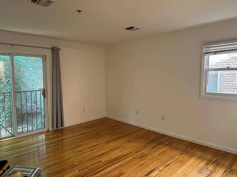 8905-8913 Riverside Pl #8911-1 — Photo 14