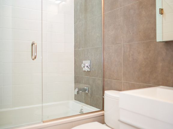 4th image of 52B Vernon Ave