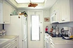 5th image of 2151 NE 42nd Ct APT 240