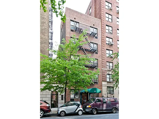 Sold by Douglas Elliman | media 6