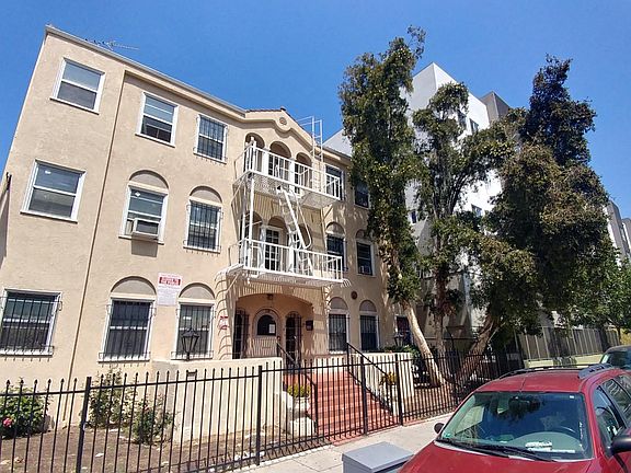 2nd image of 727 S Coronado St APT 202