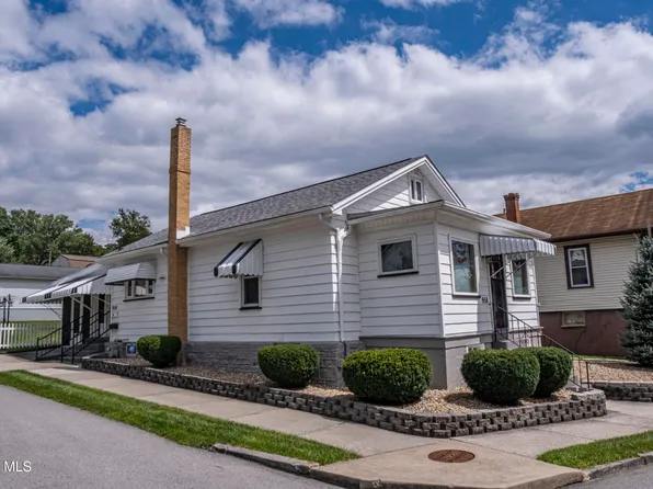958 27th St, Altoona, PA 16601