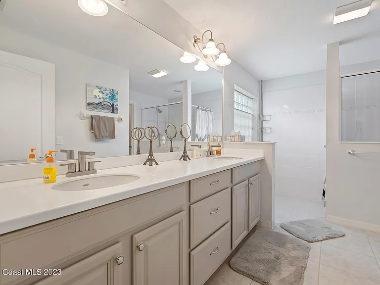 7163 Egbert St — Photo 16