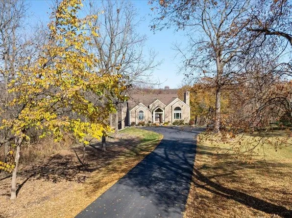 11 Hickory Trl, Galena, IL 61036