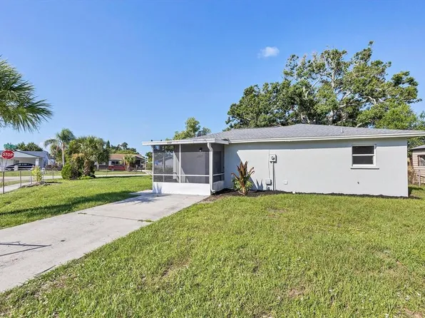 3327 King Blvd, Sarasota, FL 34234