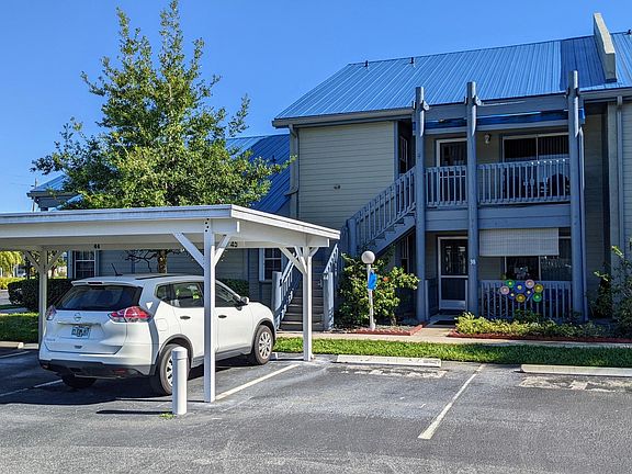 3rd image of 1451 NE 14th Ct APT 44