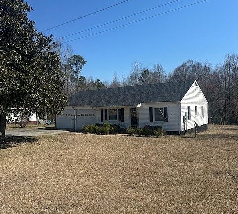 2nd image of 2789 Sussex Dr