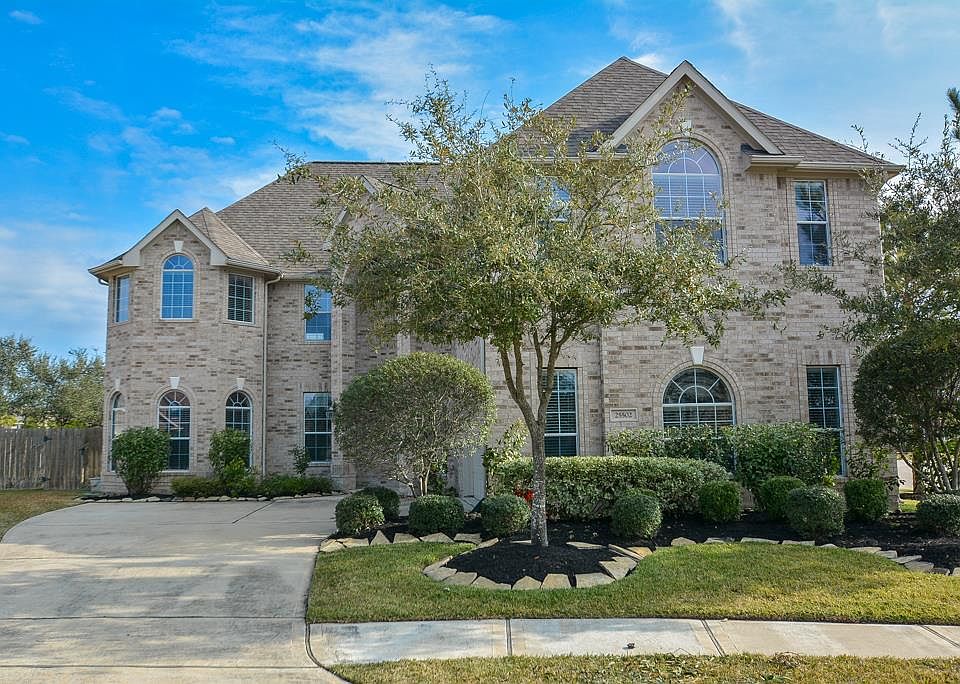 1st image of 25502 Saxon Glen Ct