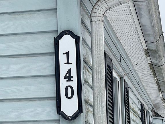 3rd image of 140 Staff Rd