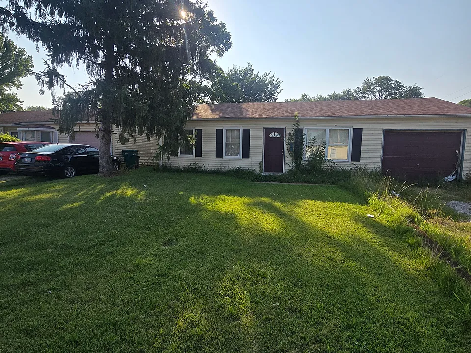 709 Saint Paul Dr