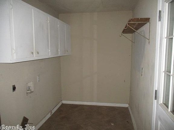 2nd image of 6613 Delhaven Dr